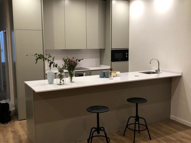 Cocina americana con barra — Las Rozas, Madrid
